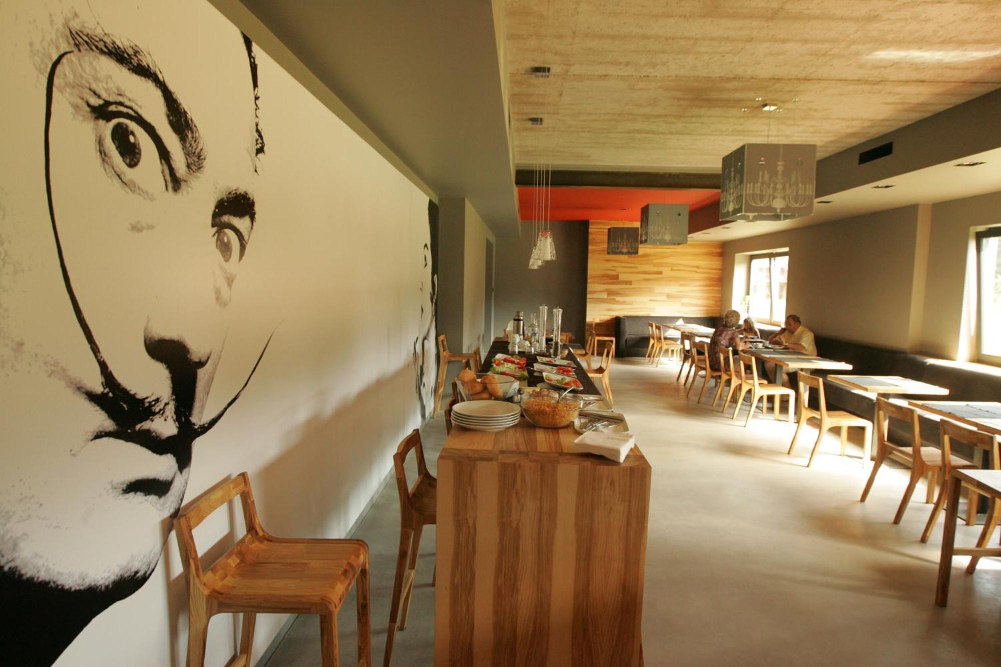 Barcelona Rooms ミコシェボ エクステリア 写真